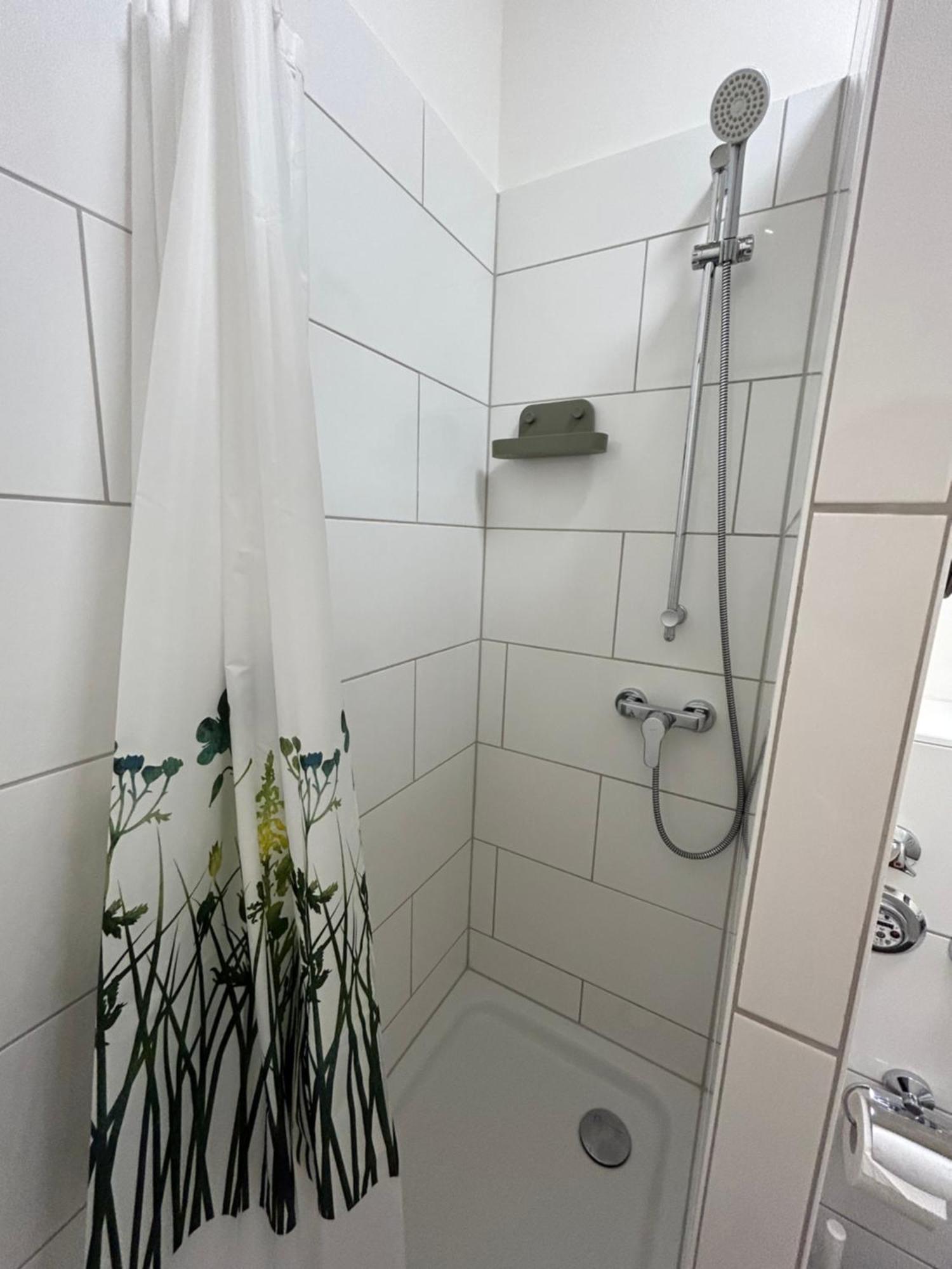 35 Qm Grosses Apartment Mit Eigenem Badezimmer In Den Elbvororten Hamburg Zewnętrze zdjęcie